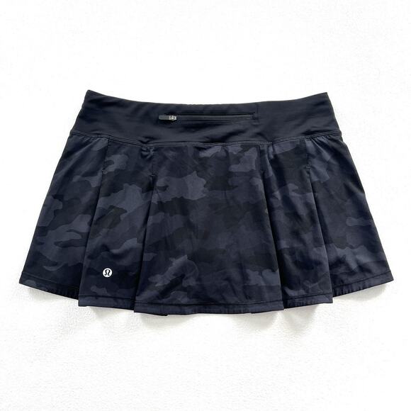 Lululemon Women Heritage 365 Camo Deep Coal Black Pace Rival Mid Rise Skirt 8